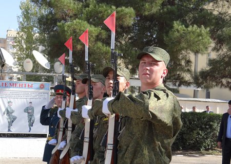 Российские военнослужащие в Таджикистане готовятся принять участие в параде 9 мая