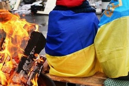 До лампочки... На Украине уже в третий раз продлили "временное" ЧП в энергетике