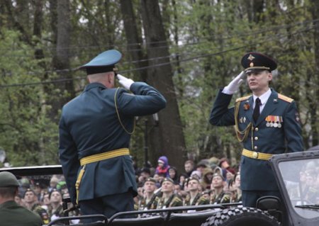 Курсанты Военной академии войсковой ПВО ВС РФ имени Маршала Советского Союза А.М. Василевского приняли участие в военном параде 9 мая