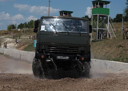 Сегодня в России отмечается День военного автомобилиста