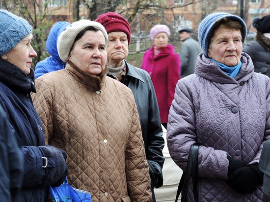 За народными облигациями первыми пошли пенсионеры