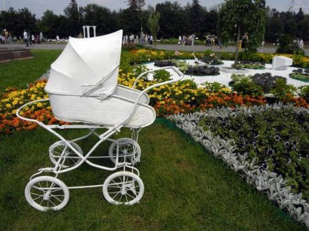Пушкинский музей объявил о сборе детских колясок, кроваток и колыбелей