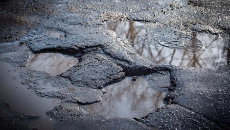 "Убитые" дороги в Подмосковье будут классифицировать