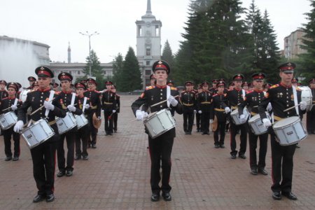 В Екатеринбурге состоялся торжественный выпуск суворовцев