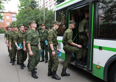 10 новобранцев со Ставрополья отправились служить в научные роты Минобороны России в рамках призывной кампании «Весна-2017»