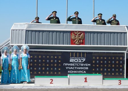 В Саратовской области прошла церемония награждения победителей всеармейского конкурса «Безопасная среда–2017»