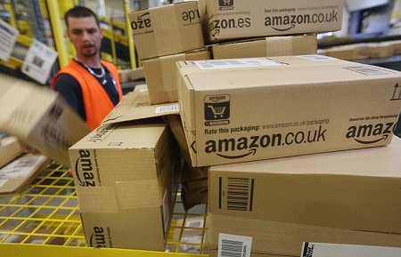 Amazon открыл продажу туалетной бумаги с твитами Трампа