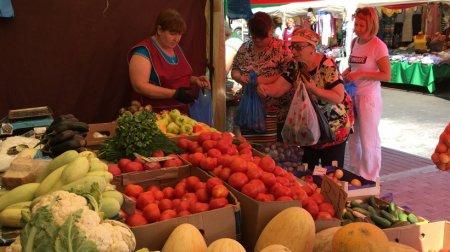 Двенадцать тысяч человек посетили ярмарку в рамках Морковного фестиваля в Дмитрове