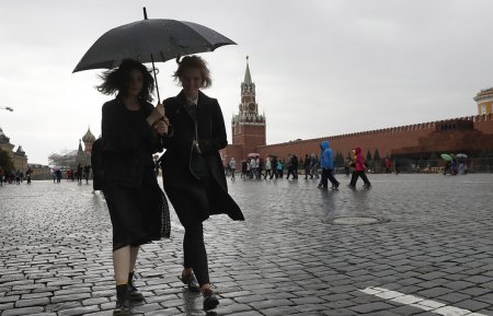 В Москве и области синоптики ожидают местами небольшой дождь и до 11 градусов тепла