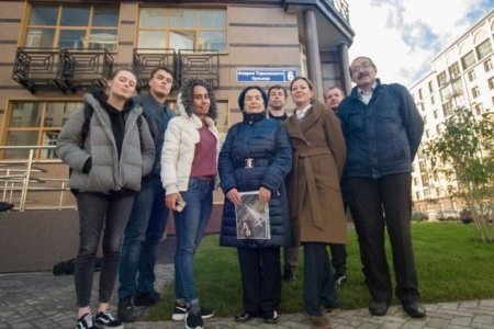 Бульвар Андрея Тарковского в Новой Москве посетила сестра кинорежиссера