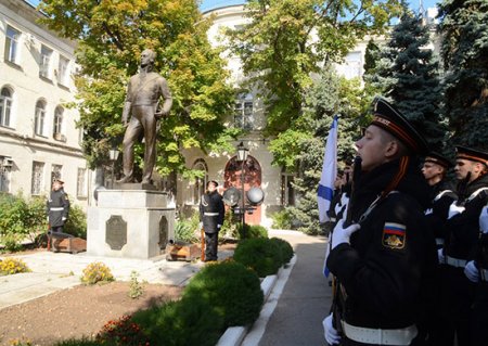 На Черноморском флоте почтили память святого праведного воина - адмирала Федора Ушакова