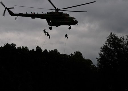 В Тамбовской области спецназ ЗВО выполнил огневую поддержку разведгрупп при десантировании