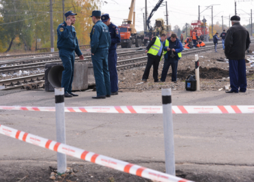 Поезд «Москва-Белгород» врезался в КамАЗ в Орловской области