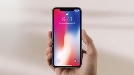 Apple планирует представить iPhone с огромной диагональю