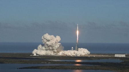 SpaceX получила официальное разрешение на создание своего спутникового Интернета