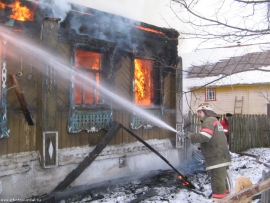 На пожаре в Дедовске пострадал человек