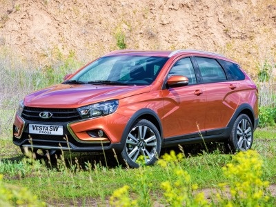 Lada запустила продажи универсалов Vesta в Европе