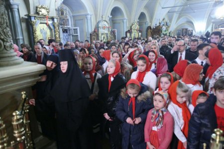 Почти 150 тыс. человек приняли участие в праздновании Пасхи в Подмосковье