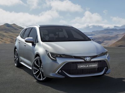 Toyota представила универсал Corolla для европейского рынка