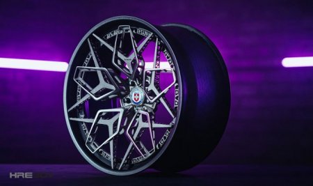 Первые в мире напечатанные автомобильные диски из титана поразили своей сложностью