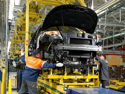 На российском заводе Ford началась забастовка