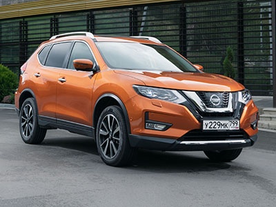 Nissan назвал цены и комплектации на обновленный X-Trail