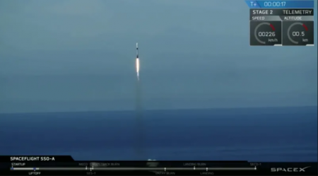 SpaceX побила четыре рекорда, запустив Falcon 9 этой ночью