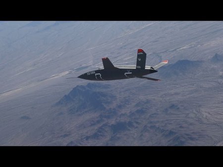 Ударный беспилотник Kratos XQ-58A Valkyrie совершил свой первый полет