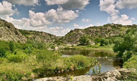 Вода отличается от всех известных нам жидкостей — и теперь мы знаем почему