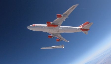 Зачем Virgin Orbit сбросила космическую ракету с самолета?