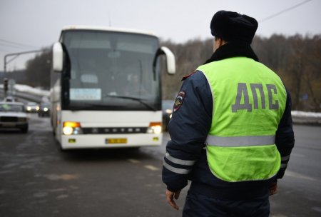 Проверка автобусов в Серебряных Прудах