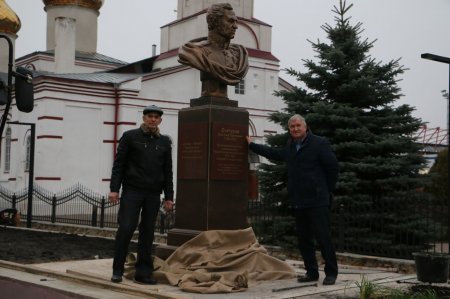 10 декабря в 12 часов 30 минут на площади Дохтурова Д.С. в р.п. Серебряные Пруды состоится открытие и освящение памятника русскому военначальнику, генералу от инфантерии Д.С. Дохтурову