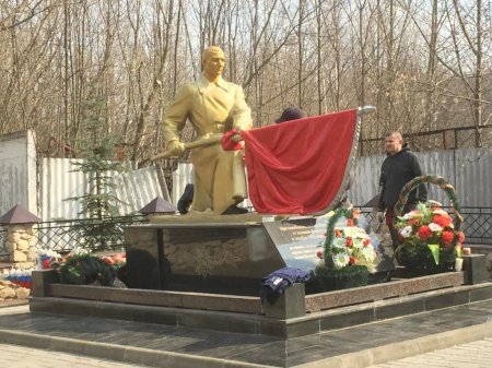 В городском округе Серебряные Пруды приводят в порядок памятники