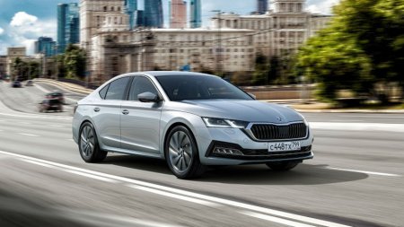 Skoda объявила цены на новую Октавию в России