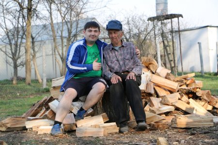 Волонтер оперативного штаба Пётр Дынников рассказал, почему он стал волонтером: