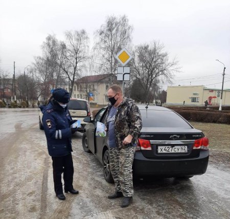 В п.Успенском городского округа Серебряные Пруды автоинспекторы провели профилактическое мероприятие «Детское кресло»