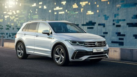 Volkswagen Tiguan обновился и подешевел в России