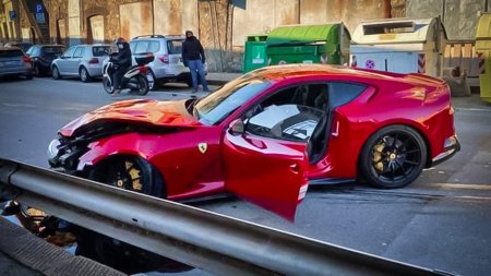 Автомойщик разбил Ferrari итальянского футболиста за 300 000 евро