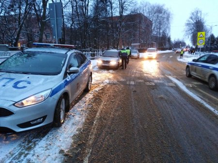 В Серебряных Прудах автоинспекторы провели профилактическое мероприятие «Детское кресло»