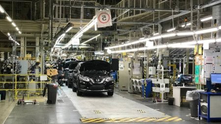 Nissan переходит на две смены и скоро запустит новый Кашкай