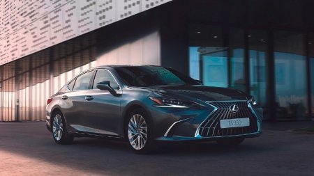 В России стартовали продажи обновленного Lexus ES: от 3,5 млн рублей