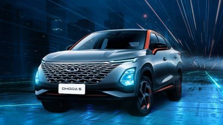 Chery анонсировал появление кросс-купе Omoda 5 в России