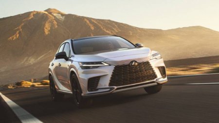 Новый Lexus RX официально представлен