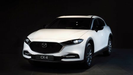 Стартовали продажи кроссоверов Mazda CX-4, на которые действует гарантия