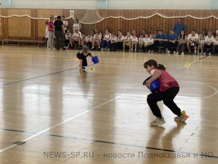 Самые спортивные семьи соревновались на "Молодёжном"