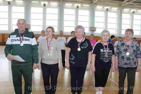 Участники партийного проекта "Старшее поколение" приняли участие в спортивных соревнованиях